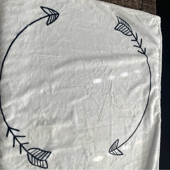 Henry Hunter baby blanket for monthly milestones - Picture 8 of 9